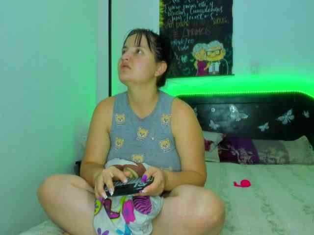 Model: SexyMariamHot
