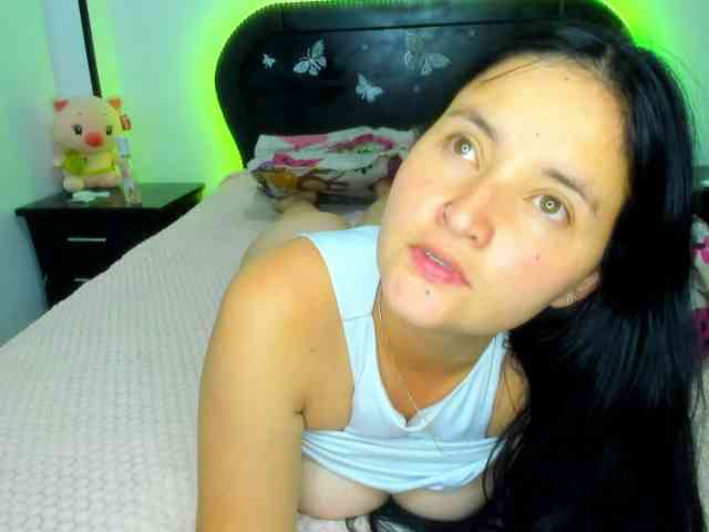 SexyMariamHot webcam