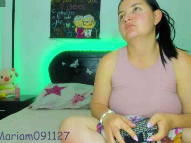 Model: SexyMariamHot