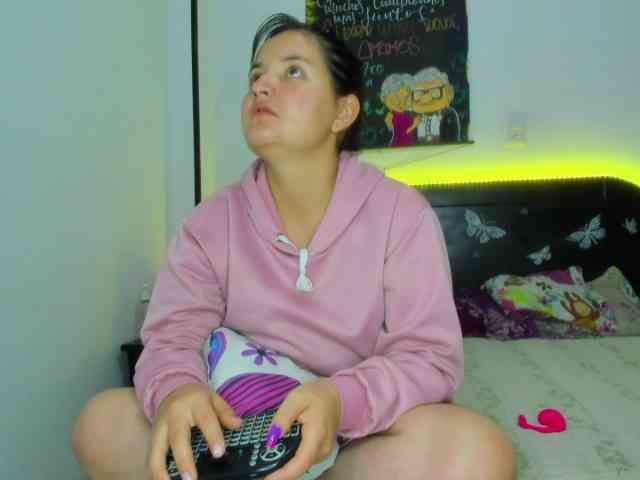 SexyMariamHot webcam