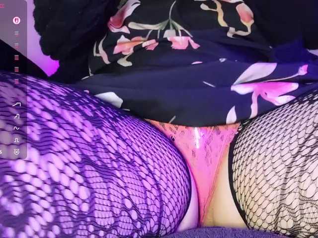 The-Edge-Doll live cam preview