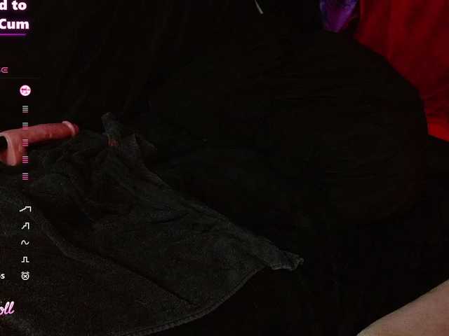 Daddysprincess90699 live cam on BongaCams
