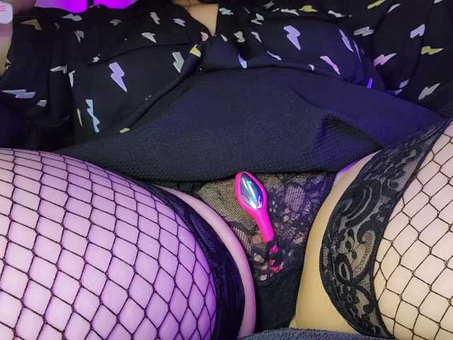 Daddysprincess90699 live cam on BongaCams