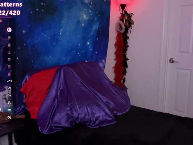 Daddysprincess90699 live cam on BongaCams