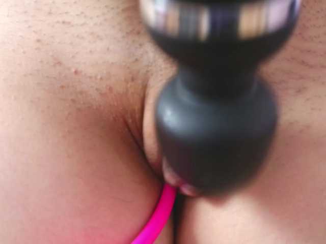 minene-mikami live cam on BongaCams
