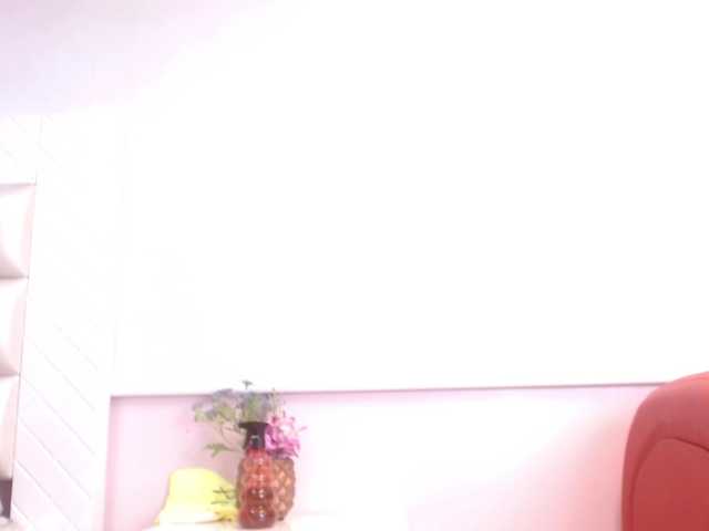 minene-mikami live cam on BongaCams