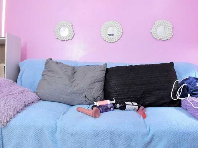 minene-mikami, en vivo ahora en BongaCams