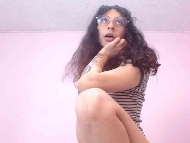 minene-mikami webcam