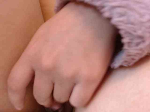 minene-mikami webcam