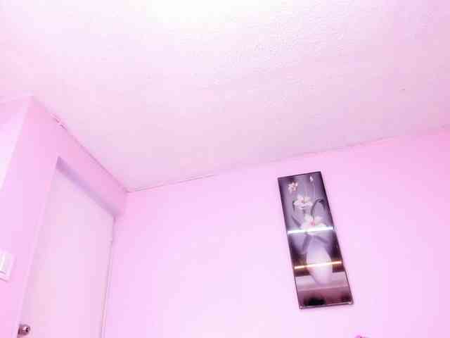 minene-mikami webcam