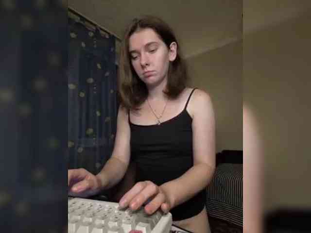 Your_Kitty webcam