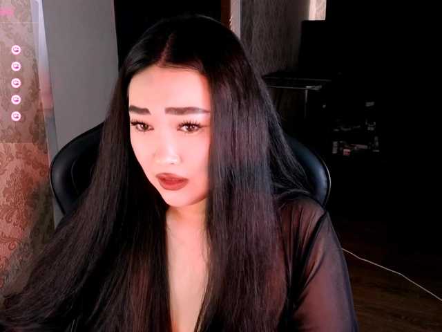 EricaWayne live cam on BongaCams