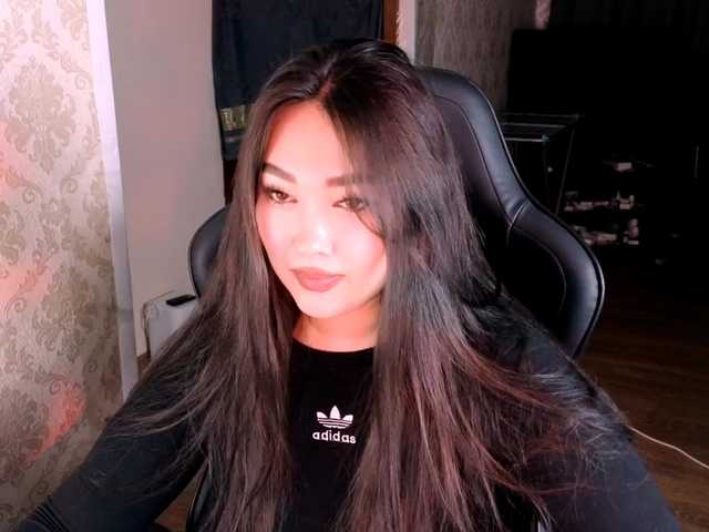 EricaWayne live cam on BongaCams