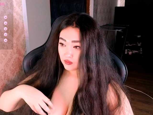 EricaWayne live cam on BongaCams