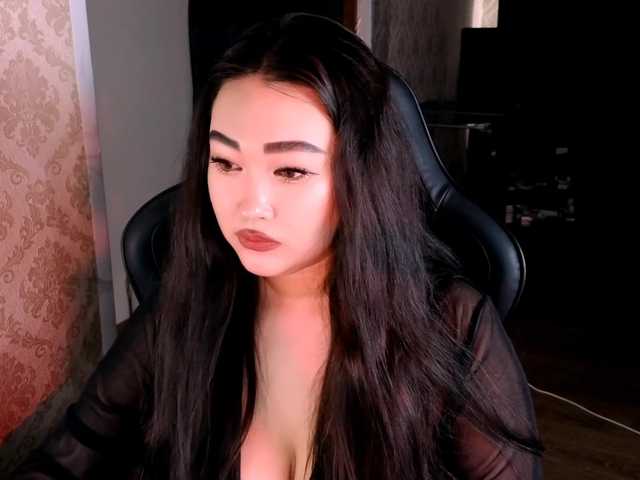 EricaWayne live cam on BongaCams