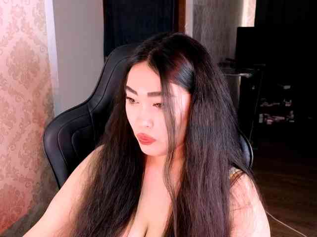 EricaWayne webcam