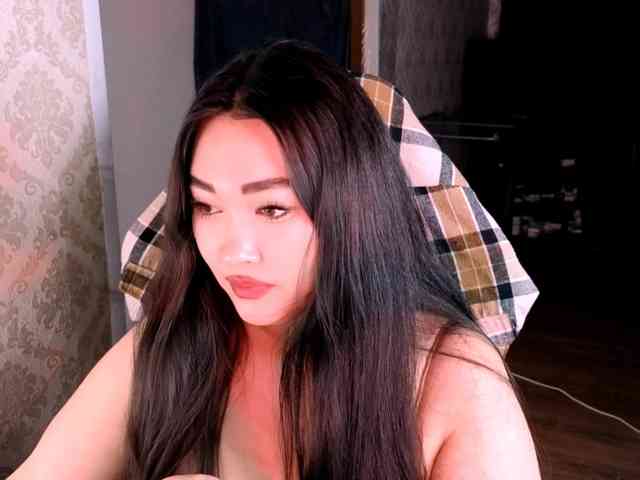 EricaWayne webcam