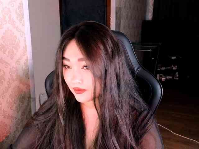 EricaWayne webcam