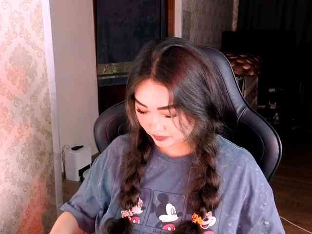 EricaWayne webcam