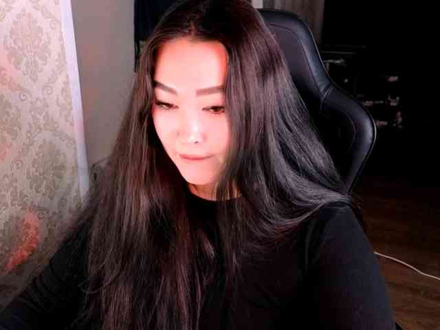EricaWayne webcam