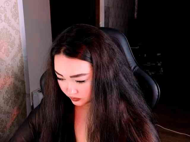 EricaWayne webcam