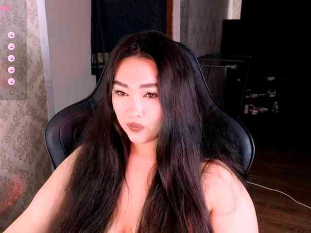 EricaWayne webcam