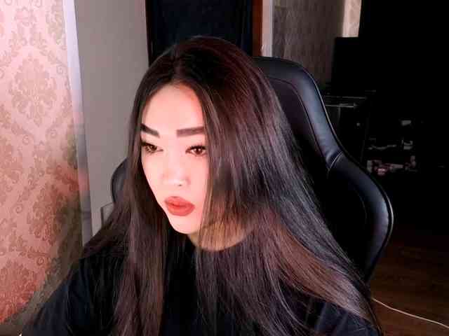 EricaWayne webcam