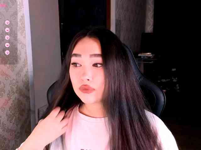 EricaWayne webcam