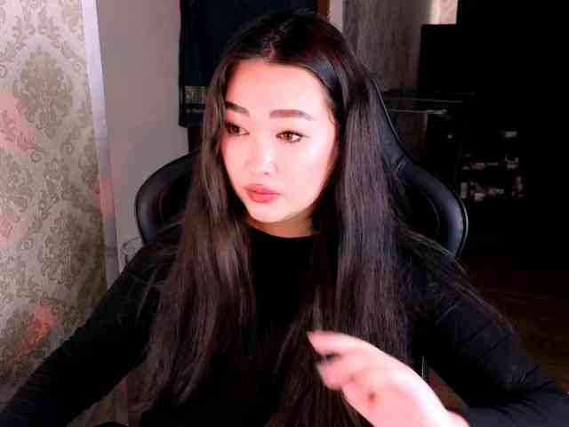 EricaWayne webcam