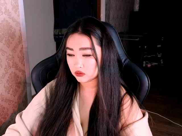 EricaWayne webcam