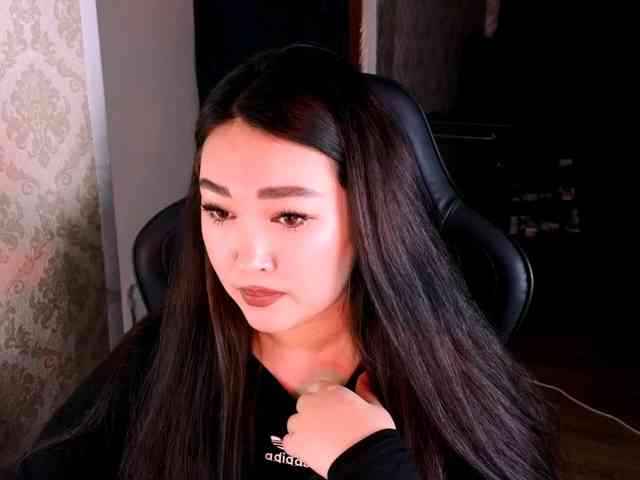 EricaWayne webcam