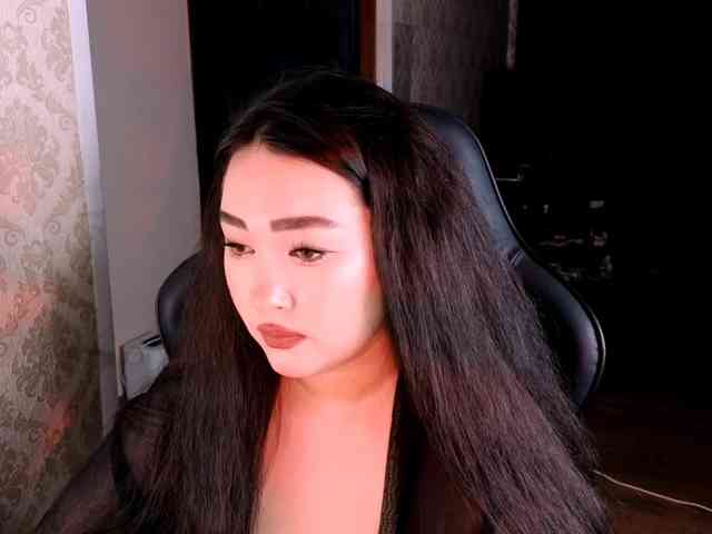 EricaWayne webcam