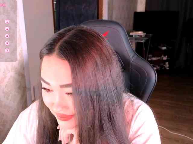 EricaWayne webcam