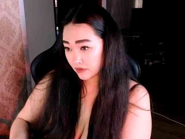 EricaWayne webcam