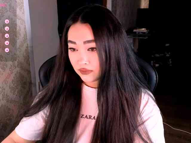 EricaWayne webcam