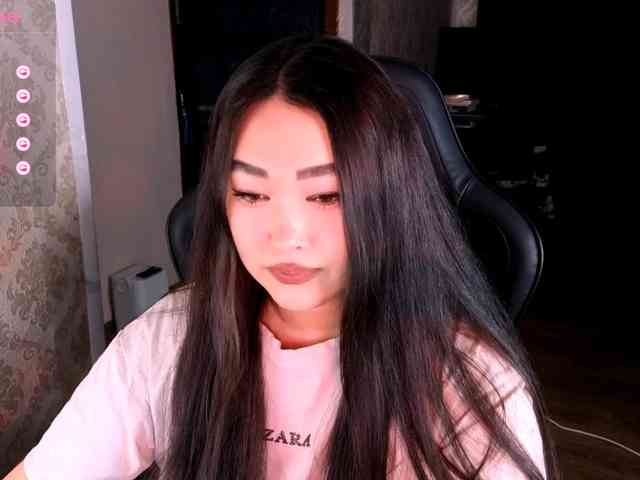 EricaWayne webcam
