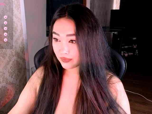 EricaWayne webcam