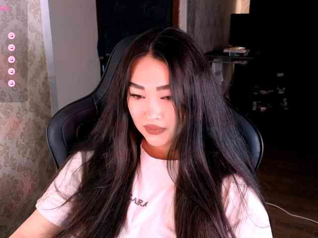 EricaWayne webcam