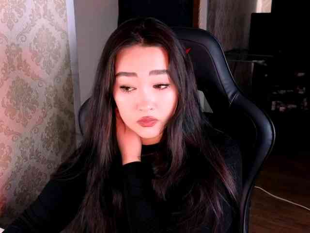 EricaWayne webcam