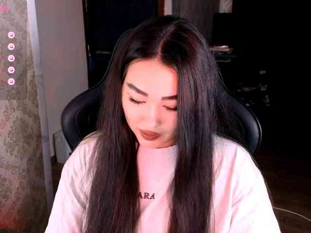 EricaWayne webcam