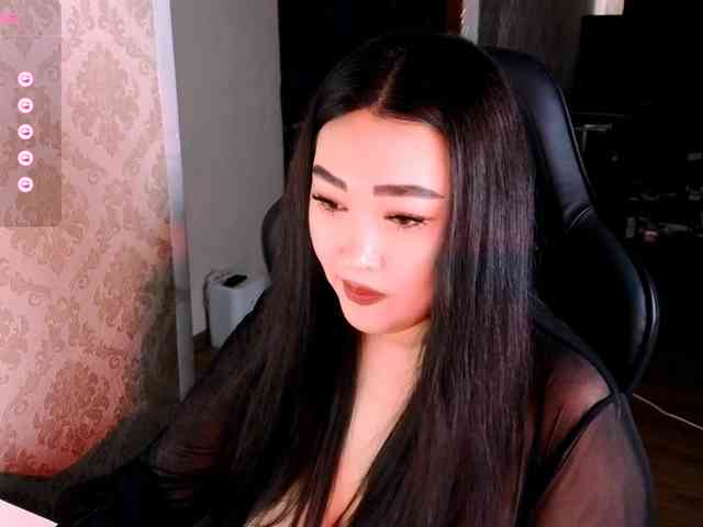 EricaWayne webcam