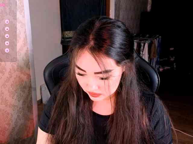 EricaWayne webcam