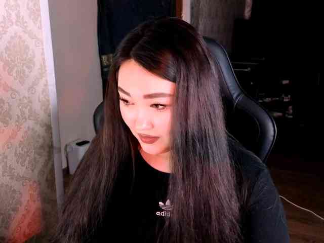 EricaWayne webcam