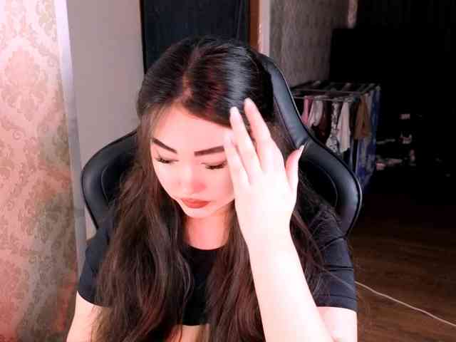 EricaWayne webcam