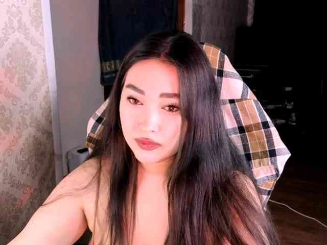 EricaWayne webcam