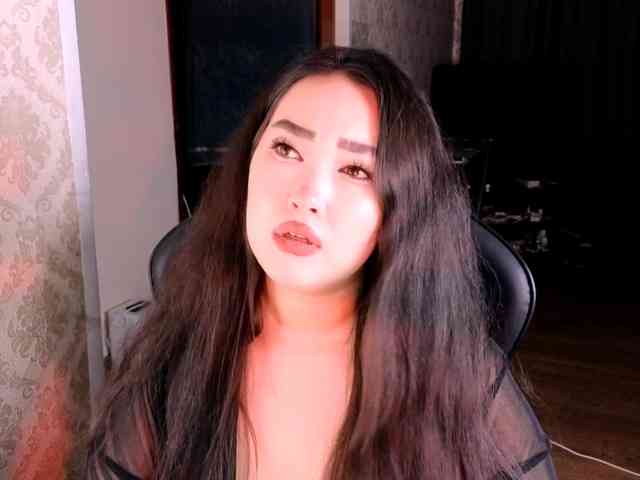 EricaWayne webcam