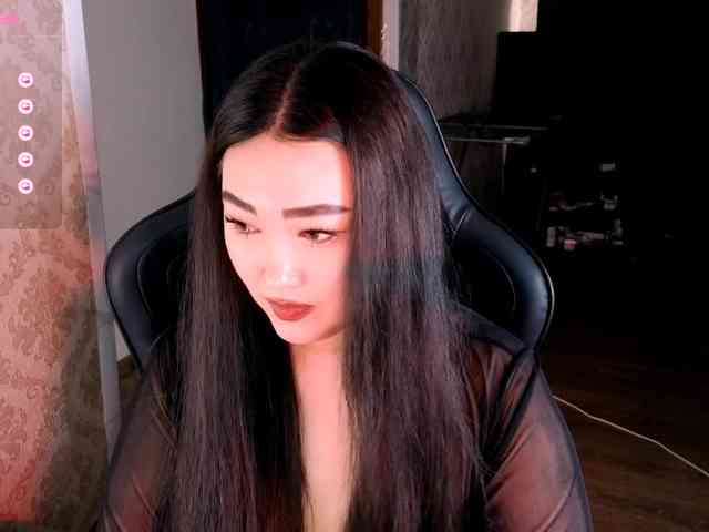 EricaWayne webcam