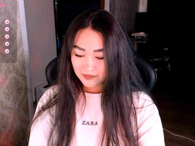 EricaWayne webcam