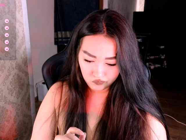 EricaWayne webcam