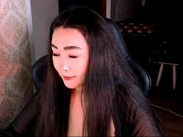 EricaWayne Live Webcam on BongaCams